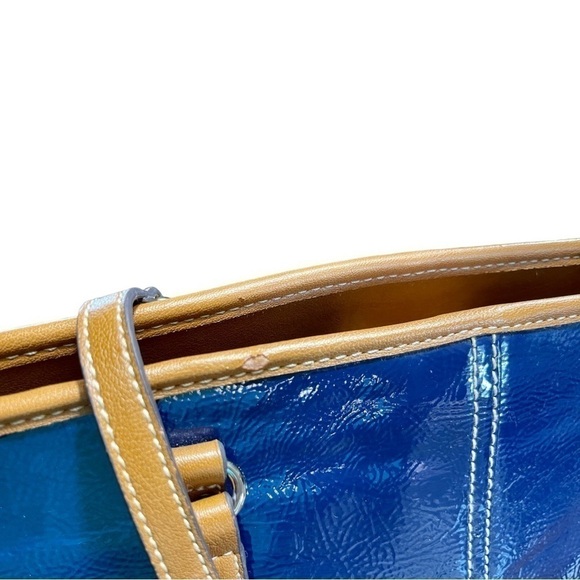 NINE WEST, LARGE TOTE BAG. ROYAL BLUE WITH BRIGHT STRIPE, INTERIOR LINING. - Picture 10 of 10